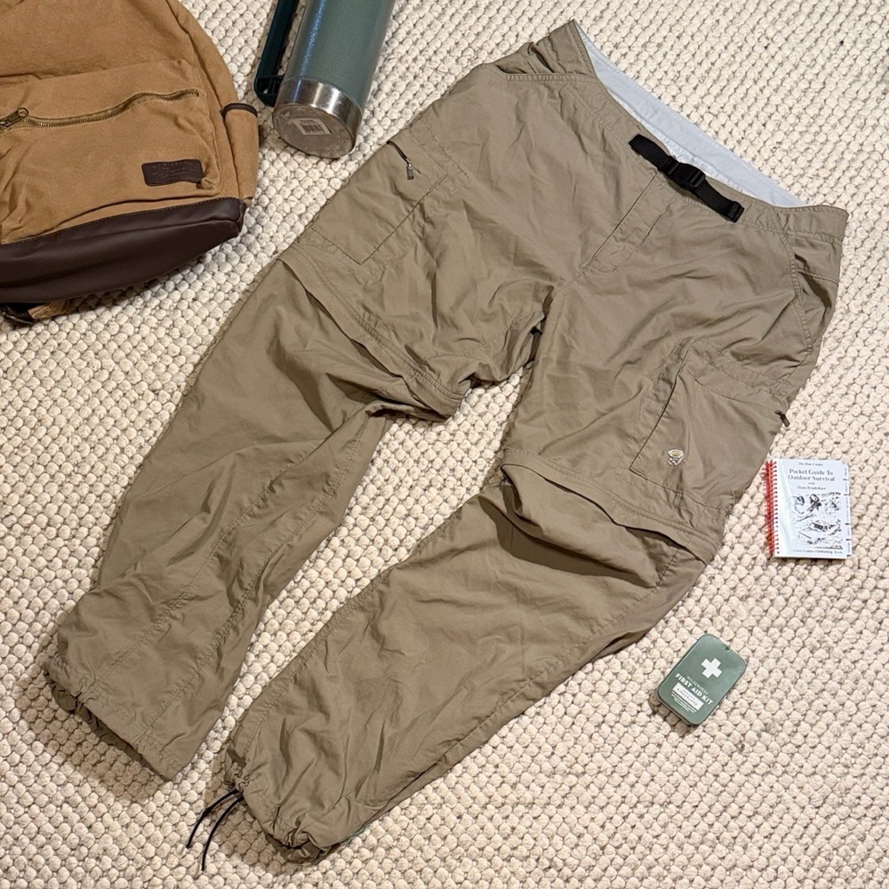 Mountain Hardwear Convertible Nylon Hiking pants size 12